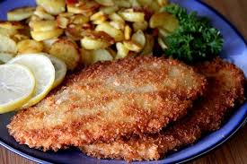 A Cup Of Sugar A Pinch Of Salt Wiener Schnitzel Mit Bratkartoffeln Breaded Pork Cutlet With Home Fries Pork Pork Cutlets Food Dishes