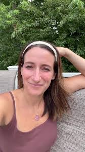 Natalie Farwell's Instagram, Twitter & Facebook