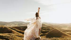Best places for wedding dress rentals. Where And How To Rent A Wedding Dress