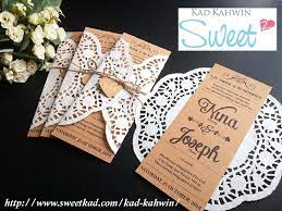 Dapatkan penjimatan berganda dari pakej yang kami tawarkan, pelbagai design kad kahwin & produk perkahwinan boleh dipilih dari koleksi terbaik kami, ianya pasti memuaskan hati anda. We Have An Affinity To Innovative And Beautiful Wedding Invitations So Make Sure That Our Rustic Wedding Cards Wedding Cards Handmade Wedding Invitations Diy