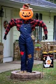 Homemade Scarecrow Lamppost Halloween Party Decor Halloween Decorations Scary Halloween Decorations