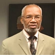 Endowed scholarship in College of Liberal Arts will honor Holmes and help  students