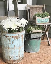 Best choice products rustic wooden wishing well planter outdoor home decor for patio, garden, yard w/ hanging bucket average rating: 17 Best Farmhouse Outdoor Decor Ideas And Designs For 2021