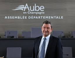 Date des élections, déroulement du scrutin, campagne électorale, documents de propagande, professions de foi des candidats, mode de scrutin, inscription sur les listes électorales, carte électorale, pièces d'identité à présenter pour. Philippe Pichery Je Ferai Tout Pour Eviter La Creation De Groupes Politiques Au Departement