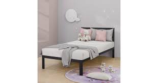 This boldly framed steel with its black painted finish and strong lines, it can serve as a minimalist masterpiece on its own or can be paired with a headboard for a personal touch. Zinus Mia Black Modern Metal Steel Platform Bed Frame Single Matt Blatt
