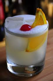 Amaretto Sour Barman S Journal Amaretto Sour Yummy Drinks Disaronno Drinks