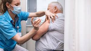 Nach angaben der regierung wurden im vereinigten königreich knapp 600.000 impfdosen an. Corona Impfung Einige Kantone Stehen Auf Bremse