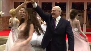 Het patroniem is rodionovna en de familienaam is loekasjenko. Belarusian President Waltzes With Europe S First Beauty At Posh New Year Ball Photos Video Rt World News
