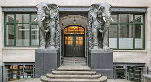 Seit eh und je wird lehm dort schon zum hausbau verwendet. Afrikahaus Hamburg Home