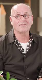 Nå er første episode i sesong to av Plussprat ute på YouTube. Her blir vi  bedre kjent med OBOS-direktør, Daniel Kjørberg Siraj og hans bakgrunn! 😊  Håper du blir med å ser på episoden 🙏🏻 ...