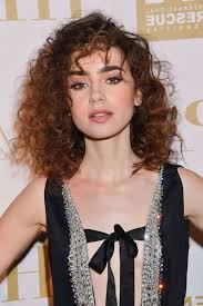 If you are curious about how to wear curly hair with bangs, check out the following pictures with inspiring looks to get new creative ideas for yourself. 1001 Ideas For Stunning Hairstyles For Curly Hair That You Will Love