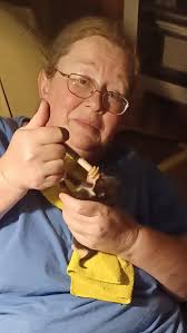 Sweet baby getting food this morning 🥰❤️