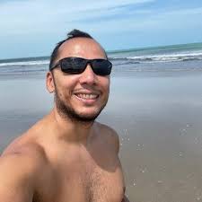 Taylor Rocha (@taylorocha)