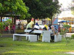 Taman bambu runcing sebagai icon kota langsa terletak di tengah kota tepatnya di. Tempat Wisata Di Kota Langsa Yang Menarik Dan Asik Fjj