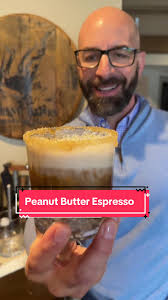 JohnnyDrinks (@johnrondi)