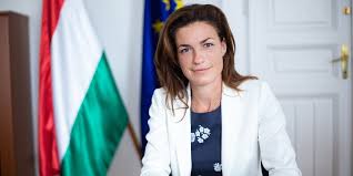 Department of computer algorithms and artificial intelligence. Magyarorszag Felismerte A Tortenelmi Valtozast Varga Judit Unios Allamtitkar A Mandinernek Mandiner