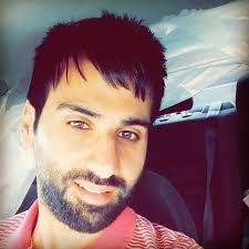 تخيل 🥵😎 "37°" هي #درجة_الحرارة المُسجلة الآن في العاصمة الأردنية #عمّان  والعاصمة السعودية #الرياض ، ويعود السبب في ذلك إلى تأثر المملكة الأردنية  بكتلة هوائية حارة ترفع من #درجات_الحرارة في حين تتأثر