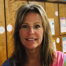 Crystal Snider's Instagram, Twitter & Facebook