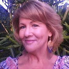 Bernadette Dodson's Instagram, Twitter & Facebook