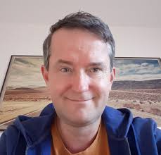 Pożegnanie Z poczuciem ogromnej straty i głębokim smutkiem zawiadamiamy, że  26 marca 2020 r. zmarła Profesor Alicja Zięba, Człowiek o niezwykłej  osobowości, ciekawy świata i ludzi, Polonistka z pasją ucząca rozumnego  obcowania