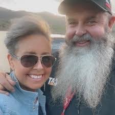 Lisa Bastedo's Instagram, Twitter & Facebook