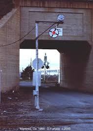 On August 24th 1999 I Decided To Take A Trip Out To Martinez And Get Some Detail Shots Of The Martinez Wigwag Railroad Lights Railroad Images Train Pictures