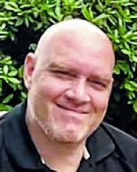 Lonnie Middleton's Instagram, Twitter & Facebook