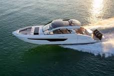 Cruisers Yachts Summer Showcase | MarineMax Lake Ozark