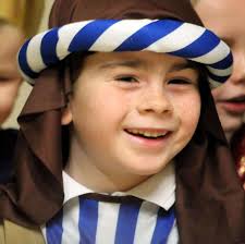 Anyone any connections to Lynch, Harkin, McFadden, Mcfees or Rodgers?  Furthest back I have is Mcfees and Mcfaddens living in creggan street and  bishop street 1871ish