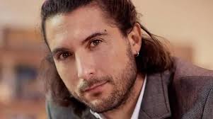 Javier Durán: “Este país tiene un trauma con su propia historia y le cuesta  sacar a la luz la verdad de lo que ocurrió”