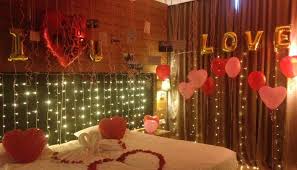 An indoor picnic right in your living room is the perfect substitute for the outdoors. Marriage Management Romantic Anniversary Ideas For Newlyweds