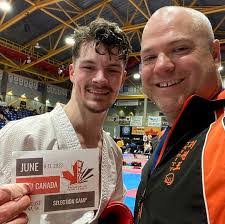 Nathan Peacock's Instagram, Twitter & Facebook