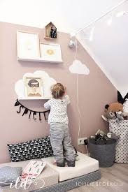 Wolkentattoos Fuers Kinderzimmer Kinder Zimmer Kinderzimmer Wandfarbe Kinderzimmer