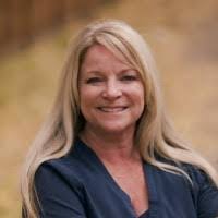 Debra Cannon's Instagram, Twitter & Facebook