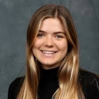 Amanda Arnett's Instagram, Twitter & Facebook