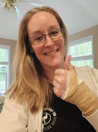 Thanks be to God for one year successful surgery to my friend.🙌🏻🙌🏻  Congratulations to you my only fine gal.❤️👏👏💕 🙏💫😊👭