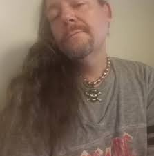 Stripping it down today… thanks for letting me borrow your ring light,  @realbrileyking 😘