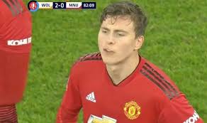Footballer for @manutd & the swedish national team. Man Utd Ace Victor Lindelof Swears At Wolves Bench Go F Yourself Son Of A B Football Sport Express Co Uk
