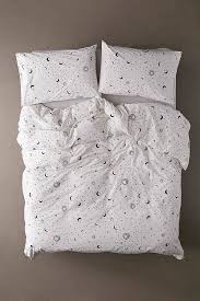 Black And White Duvet Sets Uk Black And White Moon Duvet Cover Set In 2020 Duvet Cover Sets White Duvet Covers White Bed Covers