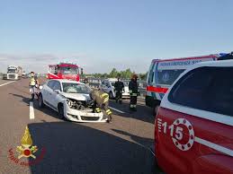 Doppio incidente nella giornata di oggi, martedì 19 settembre, sull'autostrada a1 all'altezza di fiorenzuola in direzione sud: Psyetmlooezapm