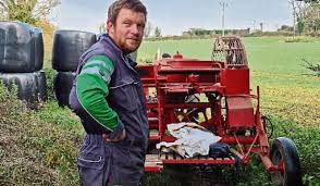 Young Longford farmer based in Ballinamore is a YouTube sensation