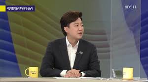 ㄷ ㄷ ㄷ ㄷ ㄷ ㄷ 노대통령 혜택은 다 받아놓고 하는 짓은 매국당 당대표 출마 대단하네요. Ag0wgfmvdmqwxm