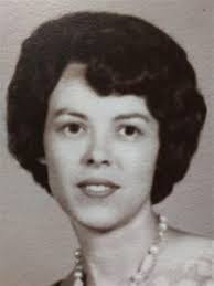 Caroline Stroh's Instagram, Twitter & Facebook