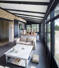 Veranda Est Ce Vraiment Une Piece Habitable Toute L Annee En 2020 Veranda Maison Idees Veranda