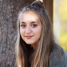 Emma Roberge's Instagram, Twitter & Facebook