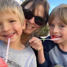 Randi Jones Hensley (@randi.j.hensley) • Facebook