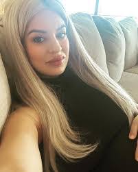 Karina Mcgee's Instagram, Twitter & Facebook