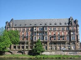 Selecciona una de las opciones debajo para ver cómo se llega paso a paso y. Universidad De Estrasburgo Wikiwand