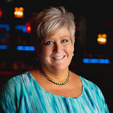 Williamstown, West Virginia's Prized da Vinci's Fine Italian Dining  restaurant Reinvents Itself Overnight to Stay Open, Retain Team Members and  Feed its Guests