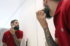 Born in the small rural locality of armadouro, pampilhosa da serra, he moved to paris at age 10 with his emigrant parents. Tony Taliban Faz A Barba Para Pagar Promessa Esportes Home